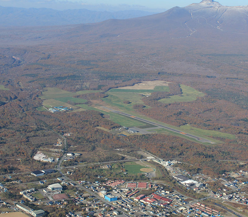 SHIKABE AIRPORT 鹿部飛行場運営 